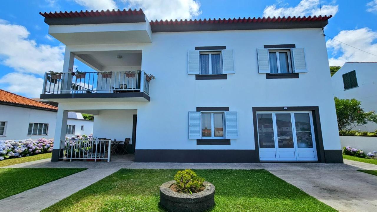 Moniz House Apartment Санта Крус да Грасиоза Екстериор снимка